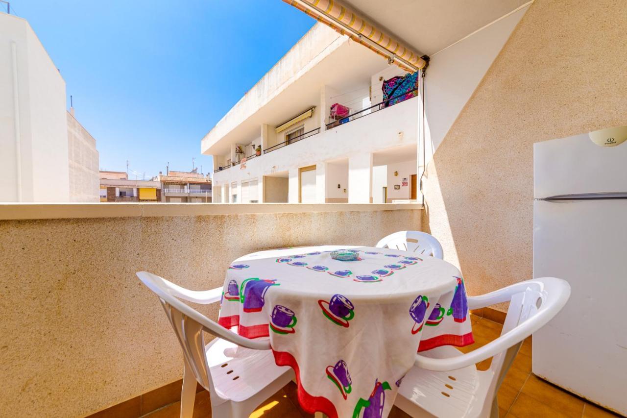 Apartment Studio Relax Torrevieja Exteriör bild